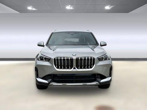 Space Silver Metallic 2026 BMW X1 xDrive28i