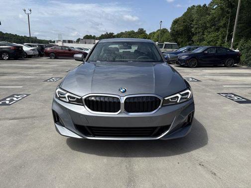 2025 BMW 330 i