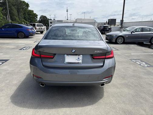 2025 BMW 330 i