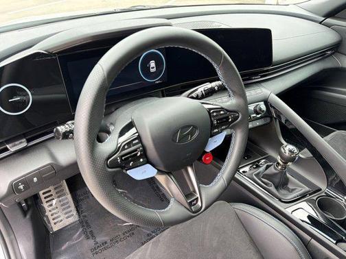Atlas White 2025 Hyundai ELANTRA N Base
