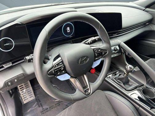 Atlas White 2025 Hyundai ELANTRA N Base