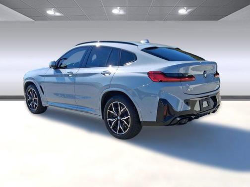 2023 BMW X4 xDrive30i