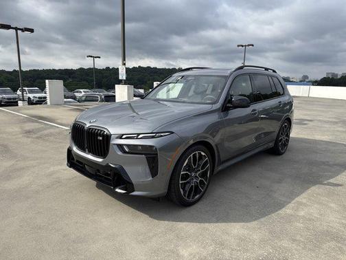 2026 BMW X7 M60i