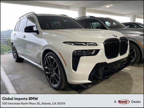 2023 BMW X7 M60i