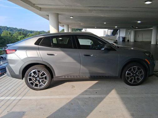 2025 BMW X2 xDrive28i