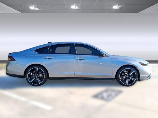 2023 Honda Accord Hybrid Base