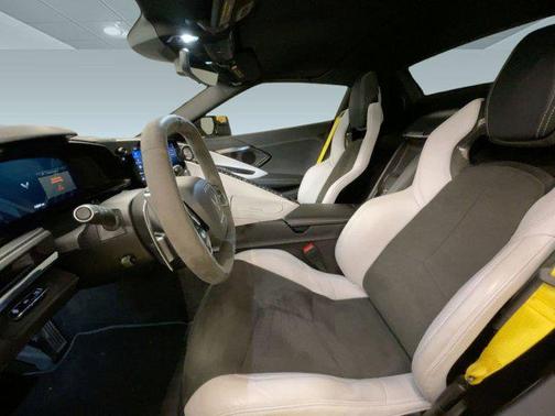 2023 Chevrolet Corvette Stingray w/2LT