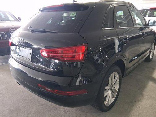 2017 Audi Q3 2.0T Premium