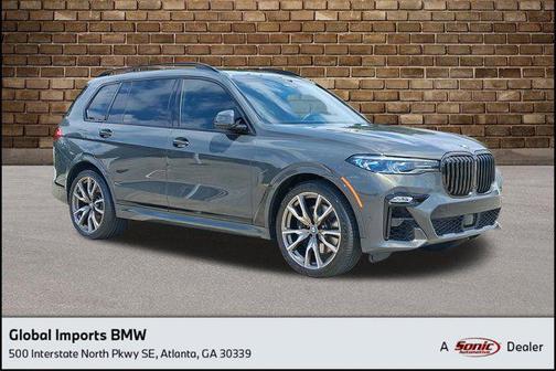 2022 BMW X7 M50i