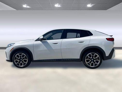 2025 BMW X2 xDrive28i