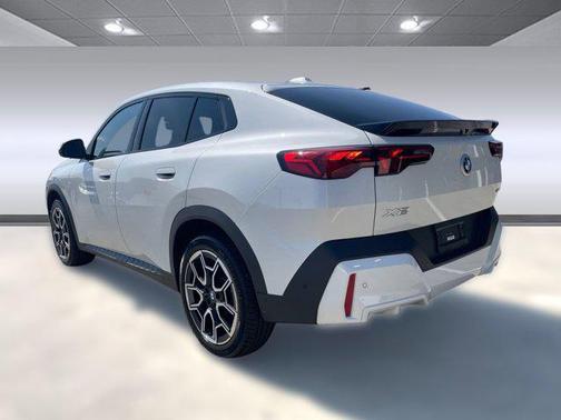 2025 BMW X2 xDrive28i