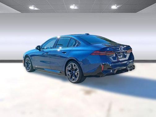 2025 BMW i5 xDrive40