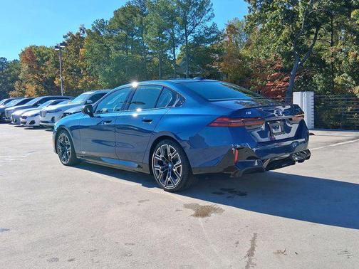 2025 BMW i5 xDrive40