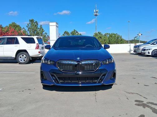 2025 BMW i5 xDrive40