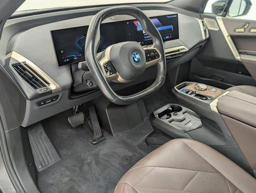 2023 BMW iX M60