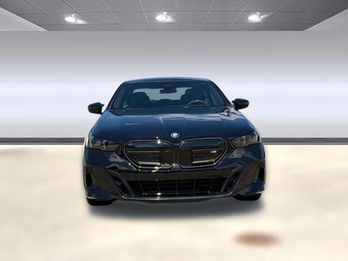 Black Sapphire Metallic 2026 BMW i5 M60