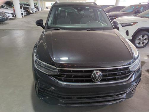 2023 Volkswagen Tiguan 2.0T SE R-Line Black