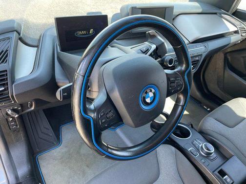 2017 BMW i3 94 Ah w/Range Extender