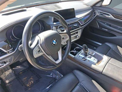 Black Sapphire Metallic 2017 BMW 750 i xDrive
