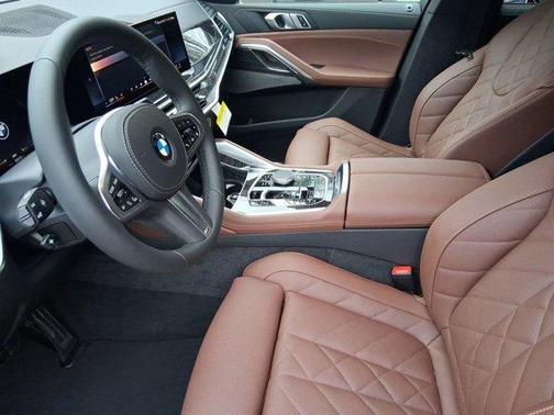 2026 BMW X6 xDrive40i