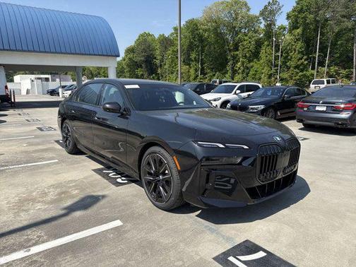 2025 BMW i7 xDrive60
