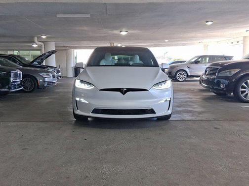 2022 Tesla Model X AWD