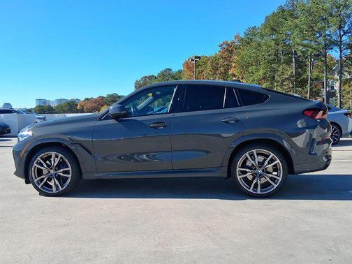 2023 BMW X6 M50i