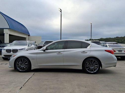 2016 INFINITI Q50 3.0t RED SPORT 400