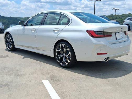 2025 BMW 330 i