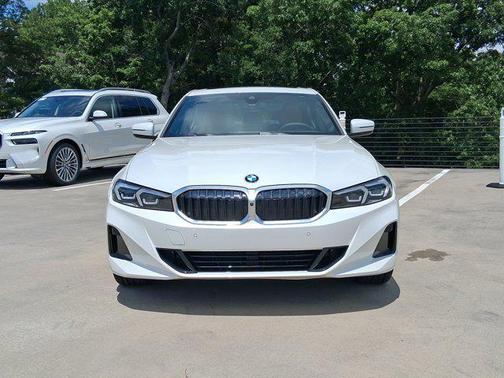 2025 BMW 330 i