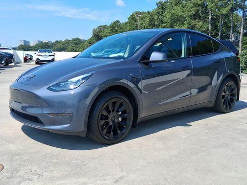 2023 Tesla Model Y Long Range Dual Motor All-Wheel Drive