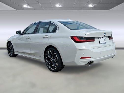 2026 BMW 330 i