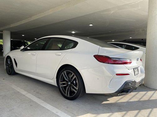 2023 BMW 840 i