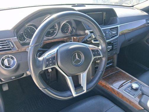 2013 Mercedes-Benz E-Class 4MATIC