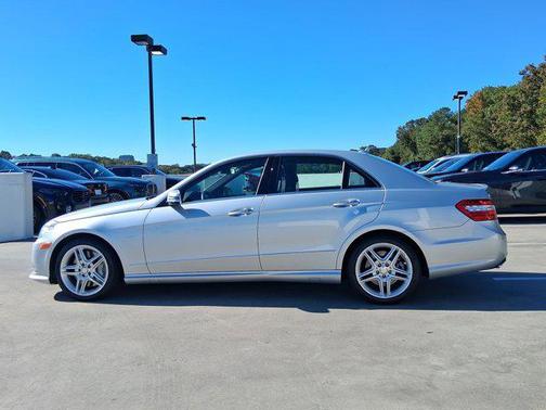 2013 Mercedes-Benz E-Class 4MATIC