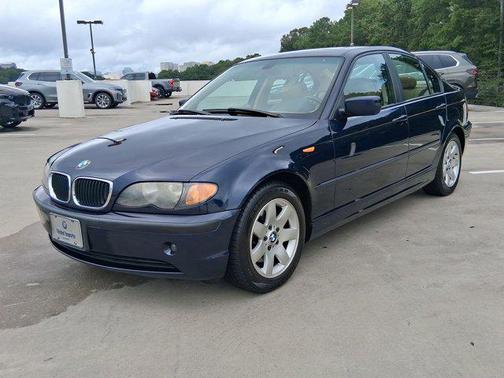 2025 BMW 330 i