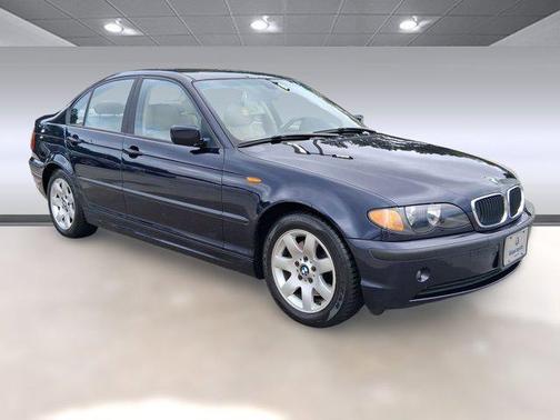 2025 BMW 330 i