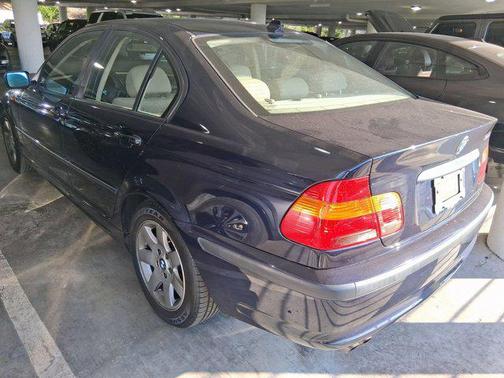 2025 BMW 330 i
