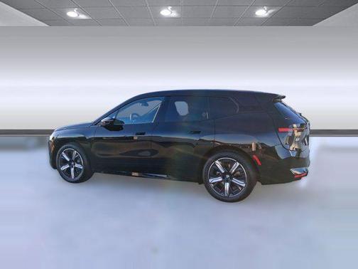 2026 BMW iX xDrive60
