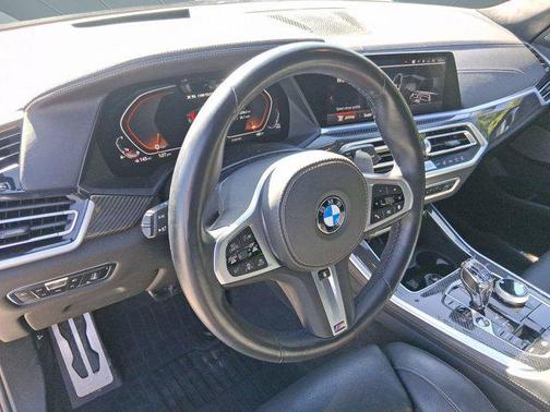 2021 BMW X5 M50i
