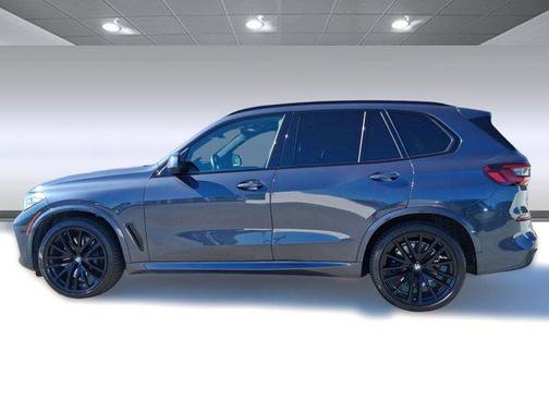 2021 BMW X5 M50i
