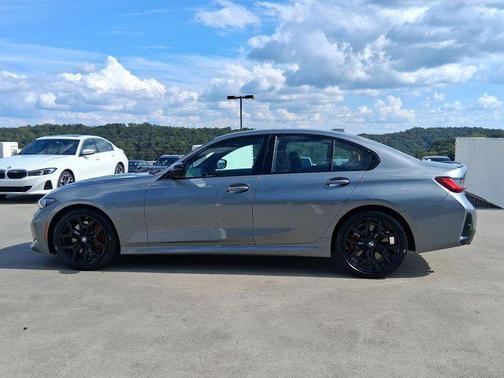 2026 BMW 330 i