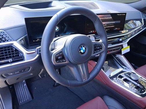 2026 BMW X6 xDrive40i