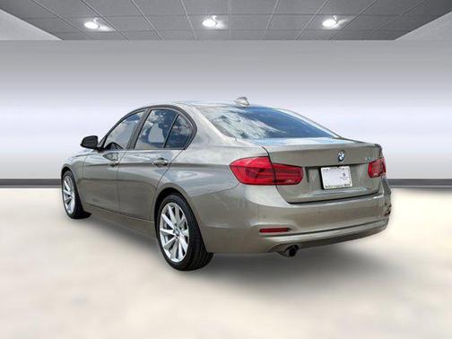 Platinum Silver Metallic 2017 BMW 320 i