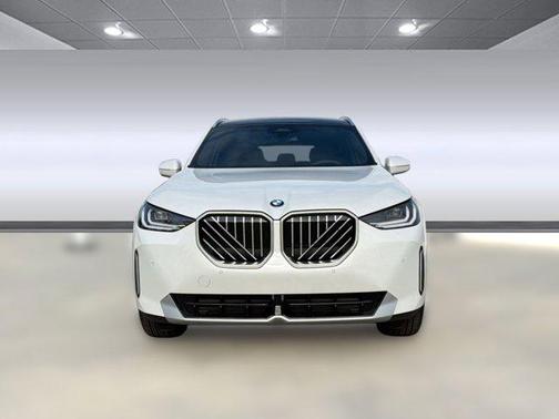 Mineral White Metallic 2026 BMW X3 30 xDrive