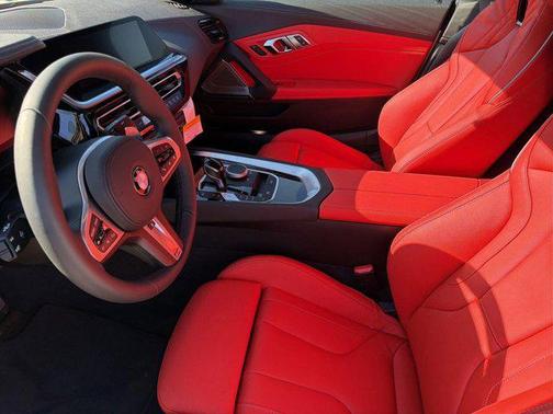 Alpine White 2026 BMW Z4 M40i