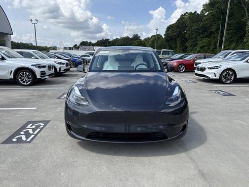 2024 Tesla Model Y Performance Dual Motor All-Wheel Drive