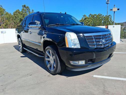 2008 Cadillac Escalade EXT Base
