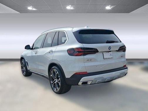 2026 BMW X5 PHEV xDrive50e