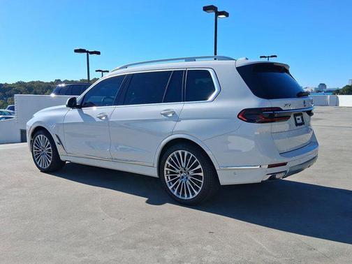 2024 BMW X7 xDrive40i